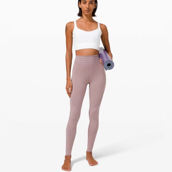 NWT Lululemon Get In Line SHR Tight 28” - Picture 2 of 7